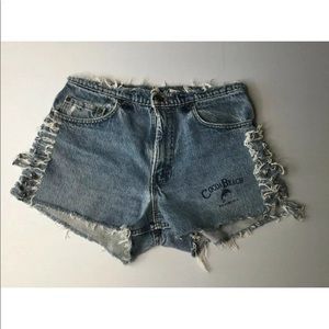 Vtg Levis USA Shorts 32/34 Daisy Dukes Coachella